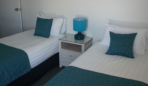 Superior Apartment, 2 Bedrooms, Non Smoking, Kitchen (Absolute Beachfront 5N)