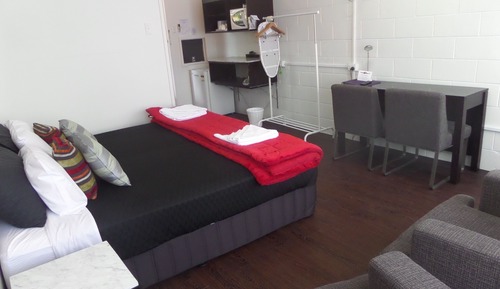 Classic Suite, 1 Bedroom, Non Smoking, Kitchenette