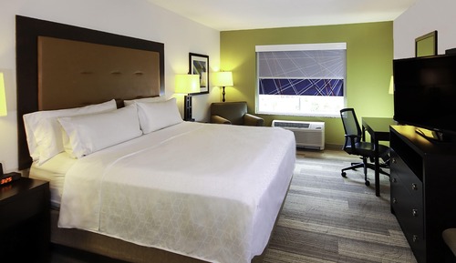 Standard Room, 1 King Bed