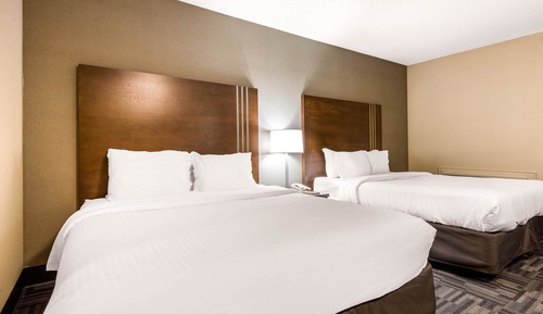 Standard Room, 2 Queen Beds, Non Smoking