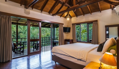 Cottage King Room