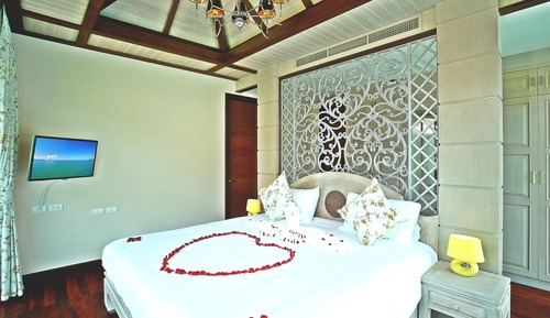 Luxury Villa, 3 Bedrooms, Private Pool, Beachfront