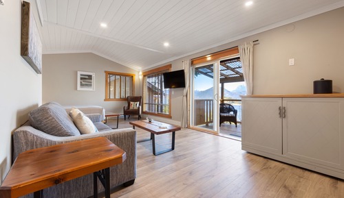 Superior Suite, 1 King Bed with Sofa bed, Ocean View