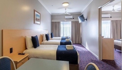 Family Suite, 2 Bedrooms, Non Smoking, Kitchenette