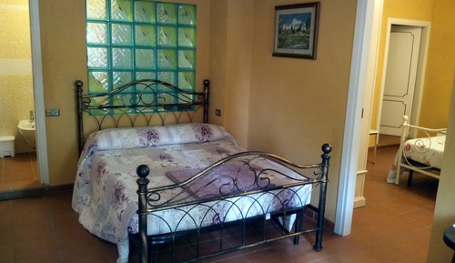 Family Suite (Michelangelo)