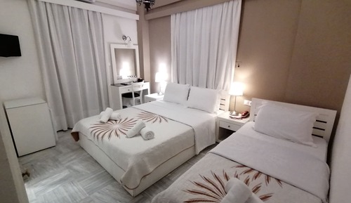 Triple Room, Mountain View