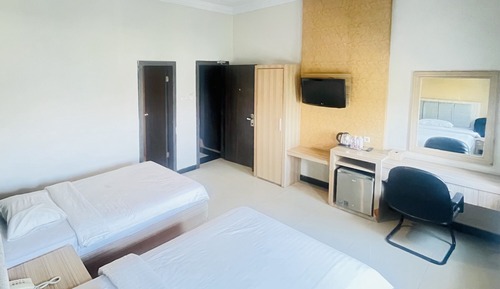 Deluxe Double or Twin Room