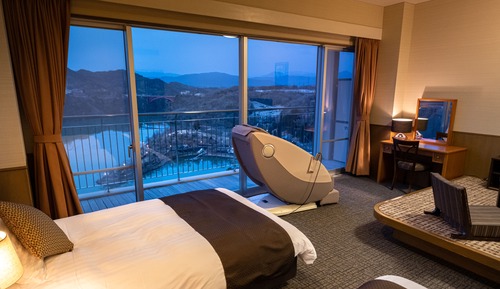 Twin Room, Non Smoking (With massage chair)