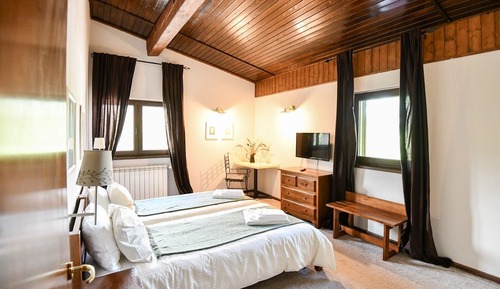 Classic Room, 1 King Bed