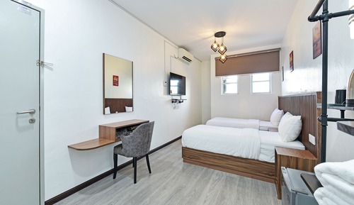 Deluxe Twin Room