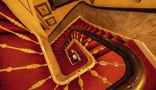 Romantic Studio Suite