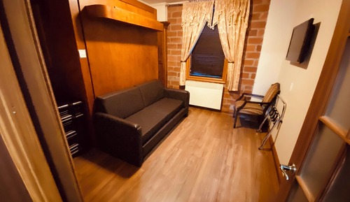 Luxury Suite