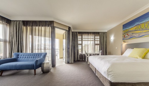 Retreat Suite with Balcony