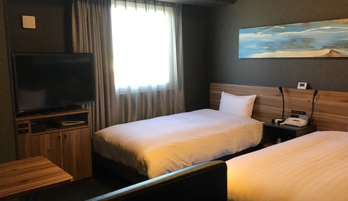 Standard Twin Room, Smoking