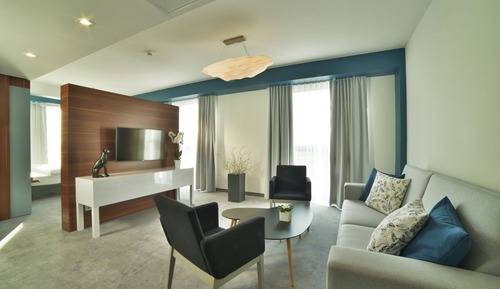Junior Apartment