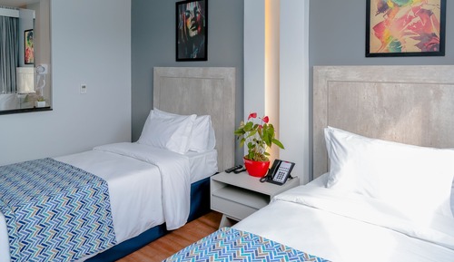 Deluxe Twin Room