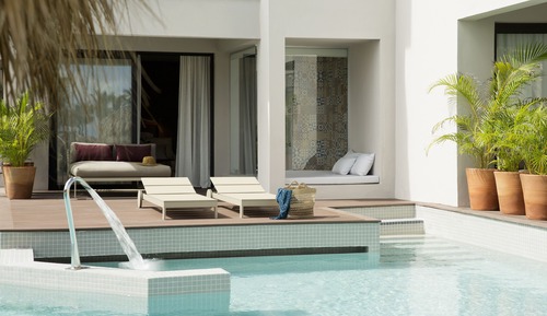 Excellence Club Honeymoon Swim-Up Suite + 20% OFF SPA