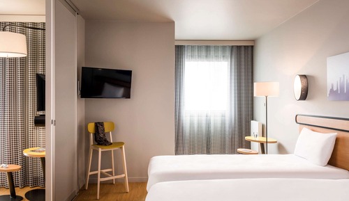 Studio, 2 Twin Beds