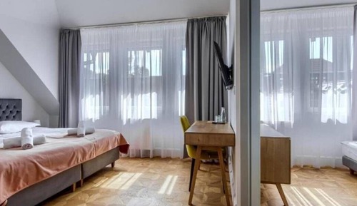 Deluxe Quadruple Room