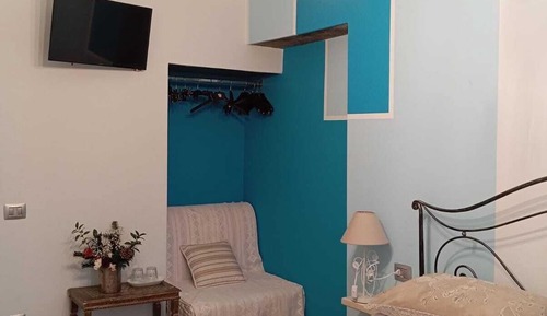 Comfort Room, Private Bathroom, Courtyard View