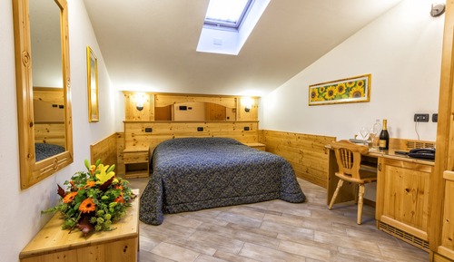 Standard Double Room Single Use, Mountain View