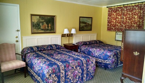 Economy Room, 2 Double Beds, Kitchen