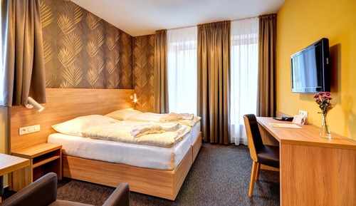 Superior Double or Twin Room, 1 Queen Bed, Garden View