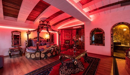 Queen Suite