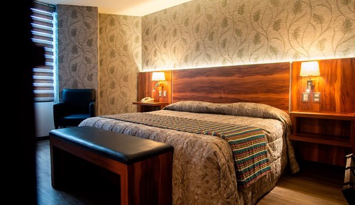 Grand Suite, Jetted Tub