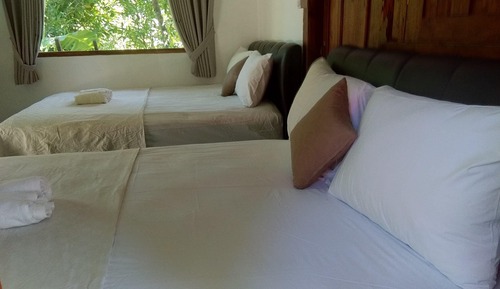 Deluxe Quadruple Room, 2 Queen Beds, Hill View
