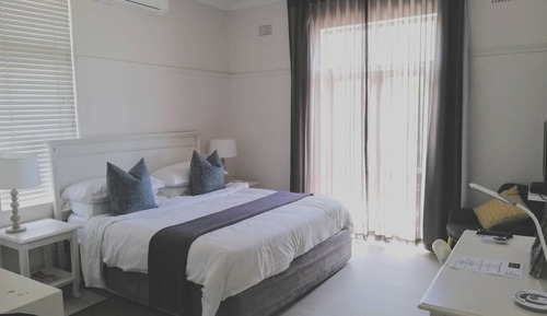 Room, Sea Facing (2)