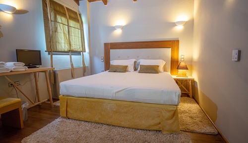 Junior Suite, 1 Bedroom, Mountain View