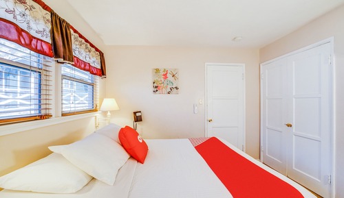 Premium Room, 1 King Bed