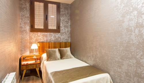 Single Room (Romero)
