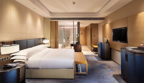 Deluxe Room, 1 King Bed