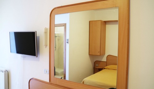 Double or Twin Room, 1 Double or 2 Twin Beds