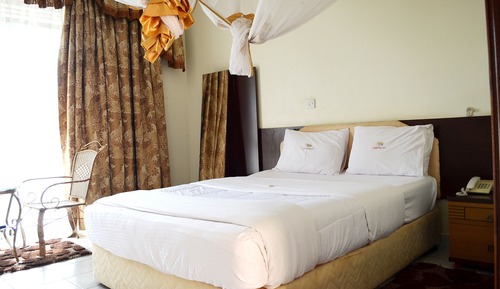 Deluxe Double Room, Garden View