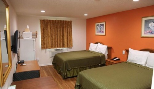 Basic Double or Twin Room, Smoking