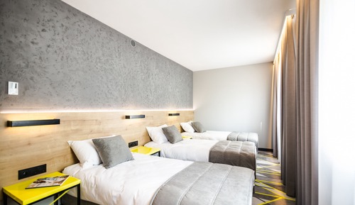 Triple Room