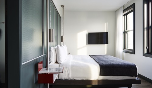 Standard Room, 1 King Bed, Accessible, Bathtub