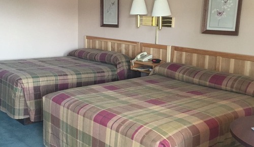 Traditional Double Room, 2 Queen Beds, Refrigerator & Microwave