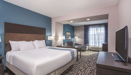 Deluxe Room, 1 King Bed, Non Smoking