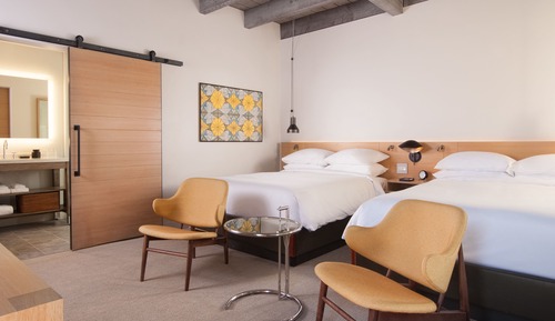 Room, 2 Queen Beds, Eames Retreat