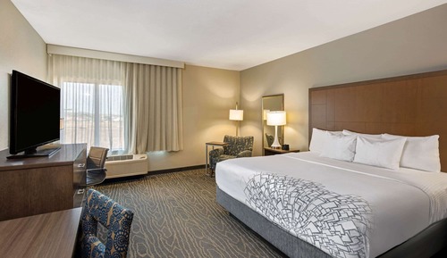 Room, 1 King Bed, Accessible, View (Mobility Accessible)
