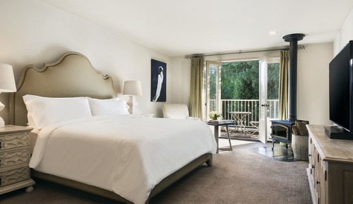 1 Queen Bed, Balcony