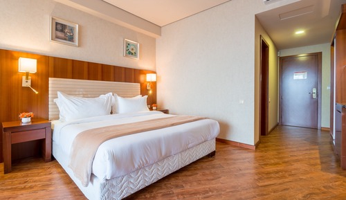 Junior Double Room, 1 King Bed, Sea Facing