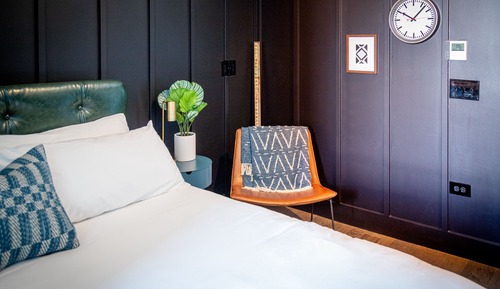 One Bedroom Suite