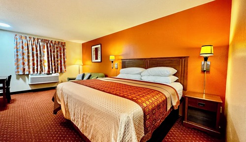 Luxury Room, 1 King Bed, Non Smoking