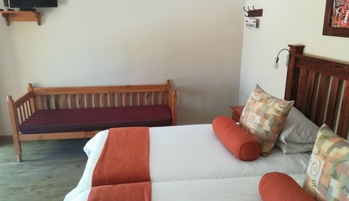 LUXURY ROOM 14