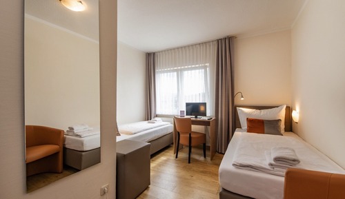 Economy Twin Room